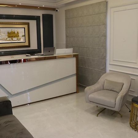 Elegance Regency Hotel Khanna  Eksteriør billede